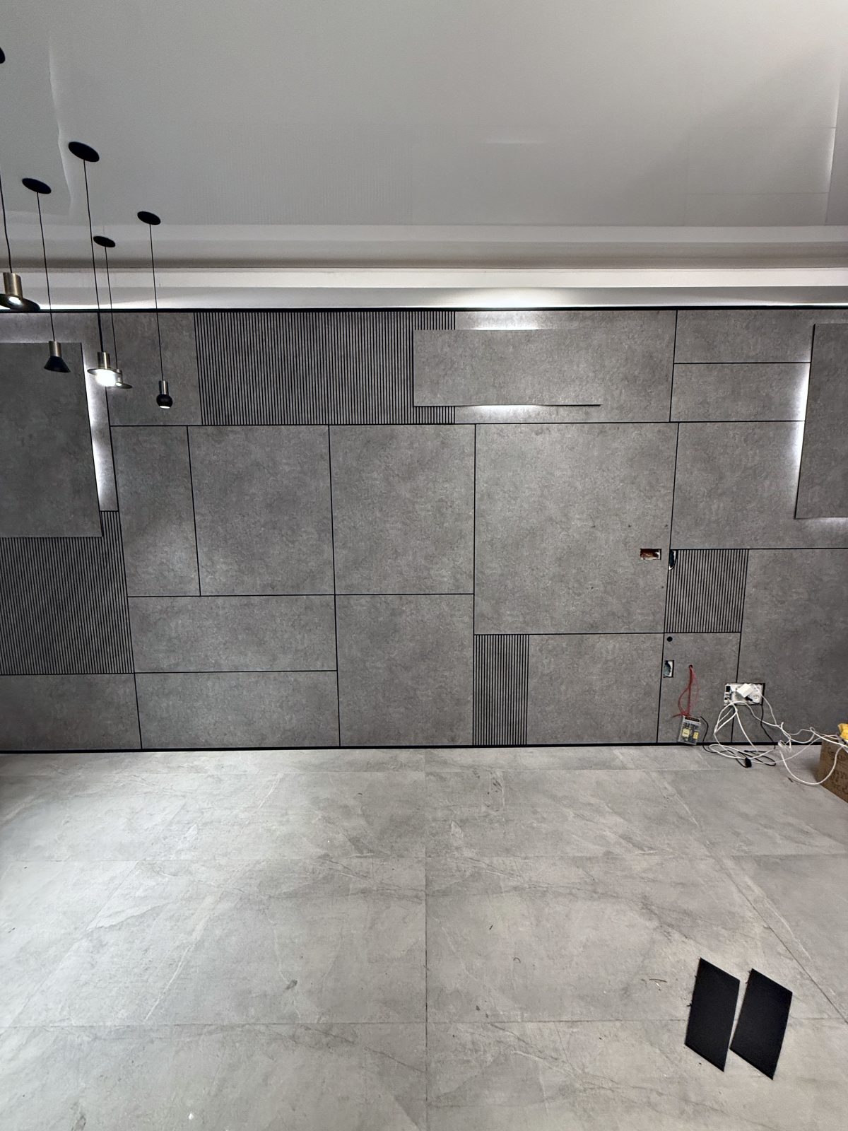 חיפוי קיר בהתאמה אישית בחולון – עבודה של Frenkel Walls